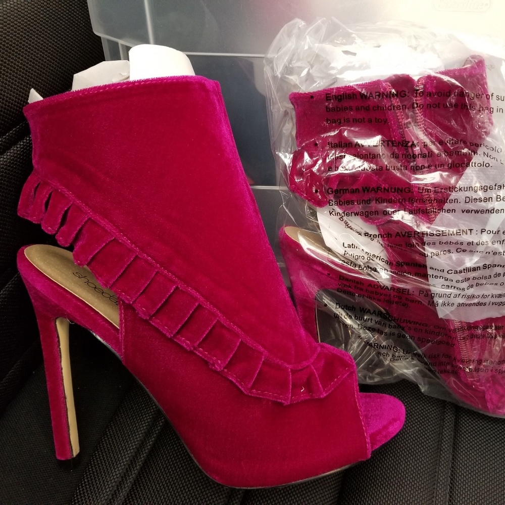 Open toe boots